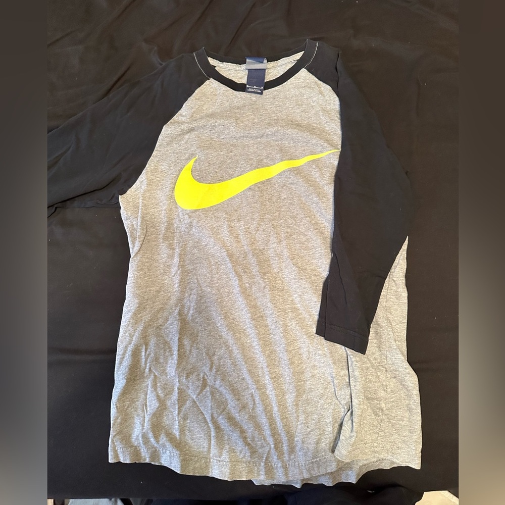 Nike 3/4 sleeve
